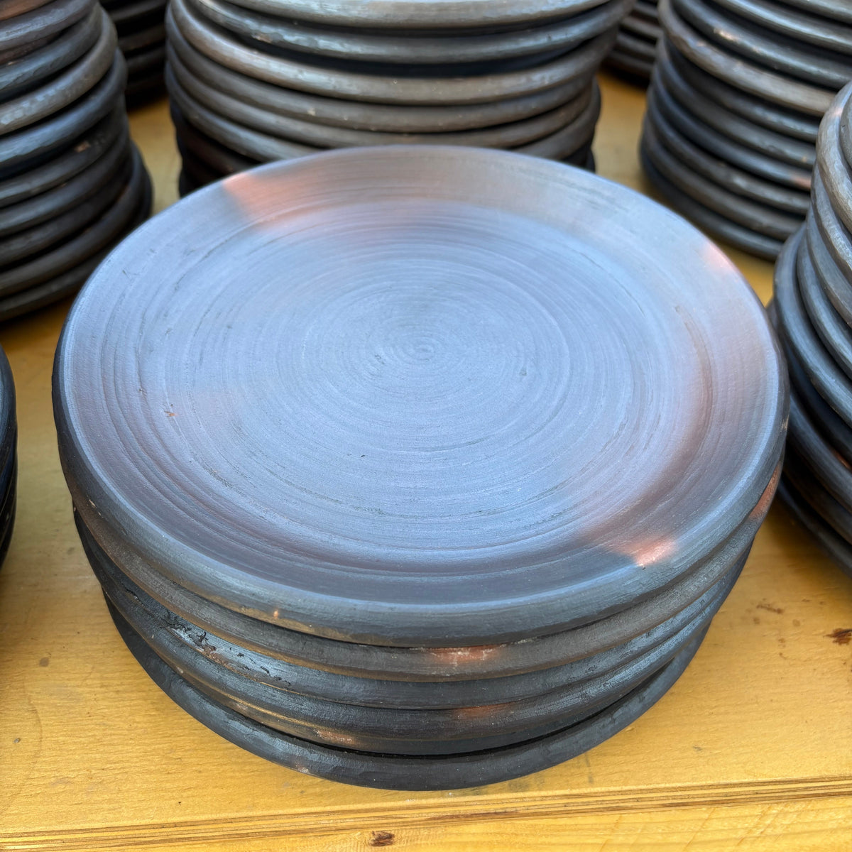 Platos Bajos de Greda 23cm, Pack 6 Unidades